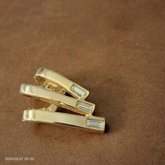Unique Gold Tone Fashion Statement Abstract Pendant Square Rhinestone Accents - Picture 7 of 7